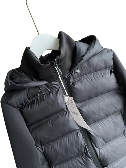 2024 Winter New Arrival TRAF Women's Lightweight Warm Down Jacket with Long Sleeves and Zippered Hooded Sports Coat 4391742 Velt UK | SALE